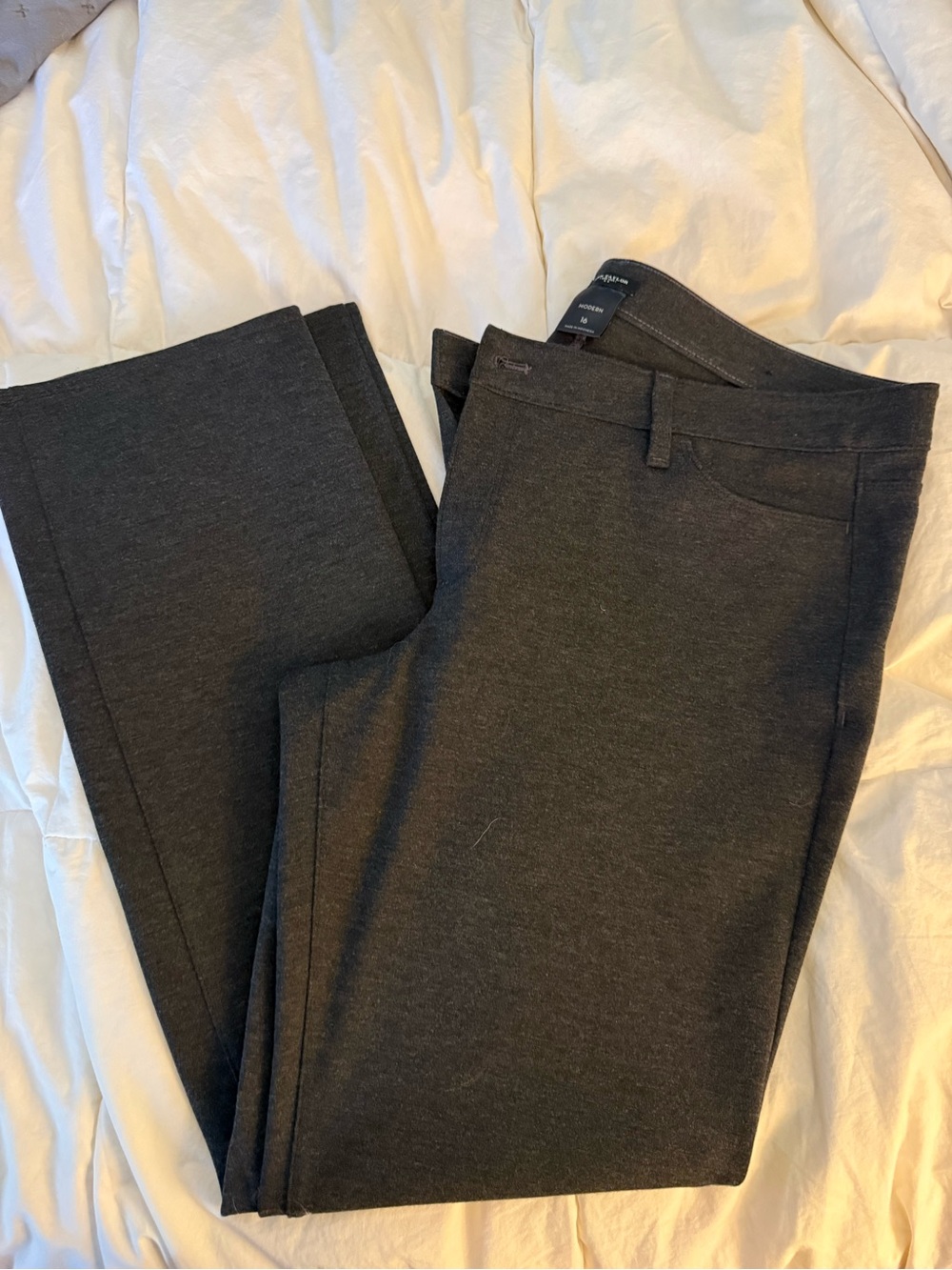 Ann Taylor Straight-Leg Women's Pants in Dark Gray